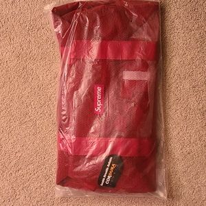 Brand new Supreme bag